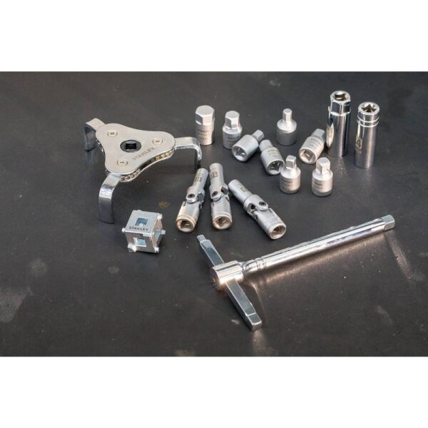 Automotive Multi Tool 3 In 1 Model No: STHT80872-0 - Image 7
