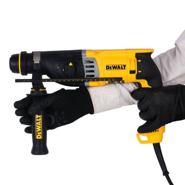 Rotary Hammer Model No: D25143K - Image 4